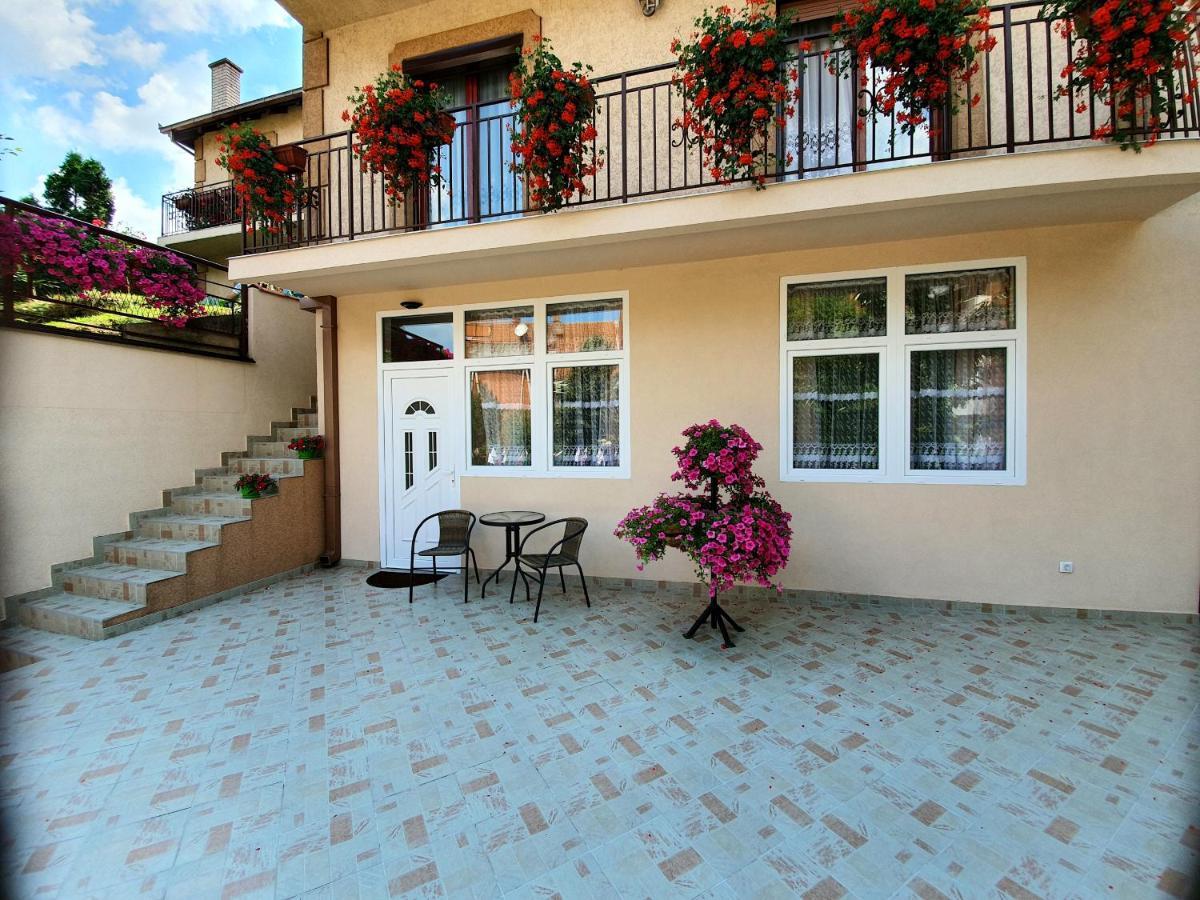 סמדרבו Nilena Apartmani מראה חיצוני תמונה
