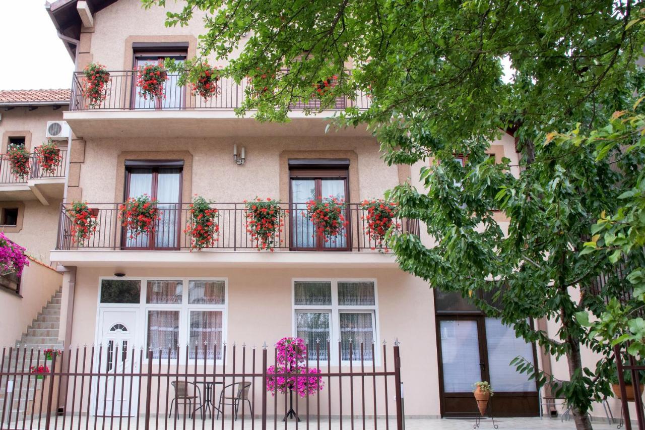 סמדרבו Nilena Apartmani מראה חיצוני תמונה